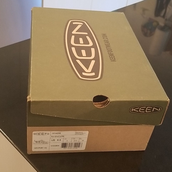 💕KEEN💕 Newport H2 Closed Toe Water Shoe 8.5 - Picture 10 of 11